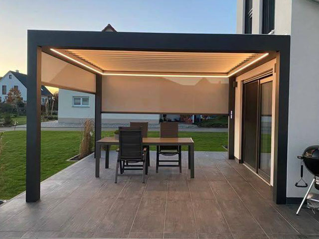 Maßgefertigte Aluminium-Terrassenüberdachung in Bad Salzungen
